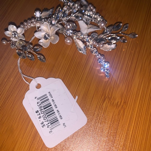 Hair accessory - Picture 4 of 5